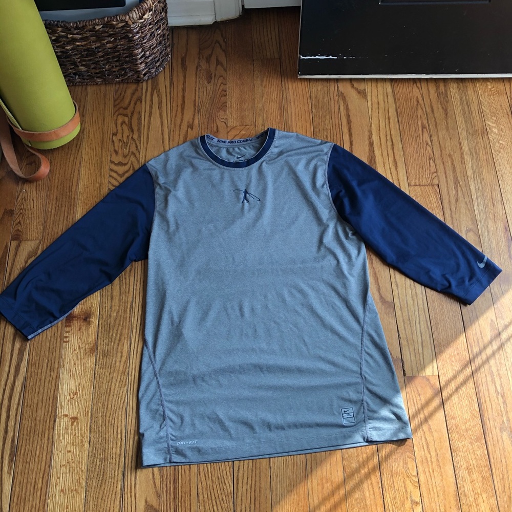 Nike baseball warmup Dri-fit top size LG